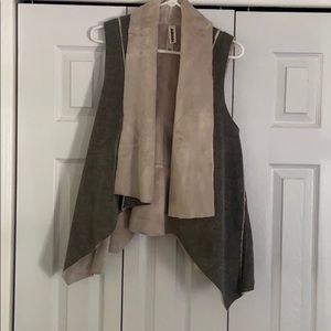 Amati Kady vest size Medium